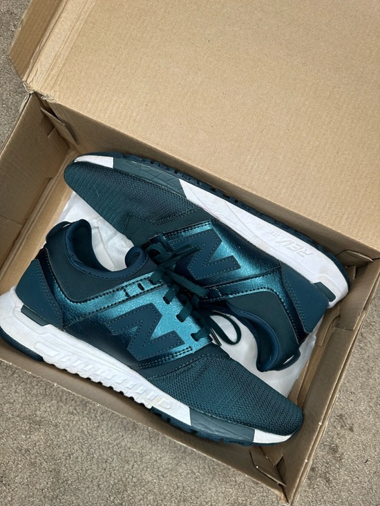 New Balance Shoes - New Balance Green Athletic Sneakers - Size 8.5